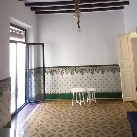 Huge In Tarragona-old Town Apartment *