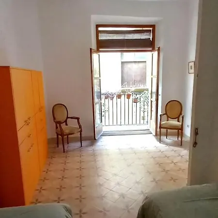 Huge In Tarragona-old Town *